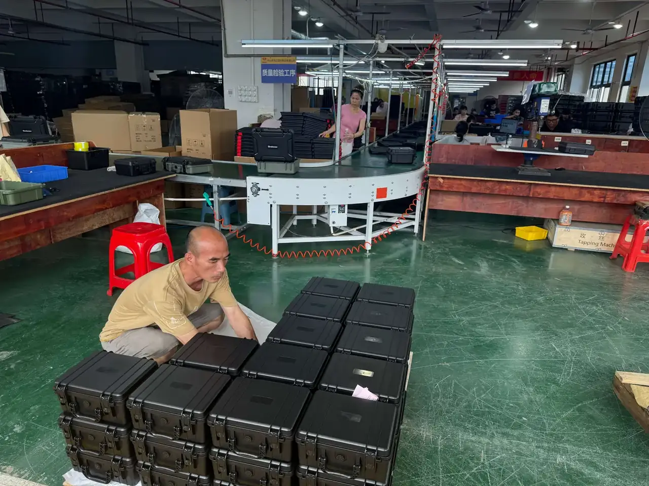 Case Assembly Workstation: Material, Tool and Bench Positions